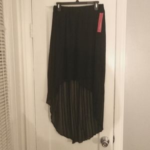 Xhilaration black high low skirt